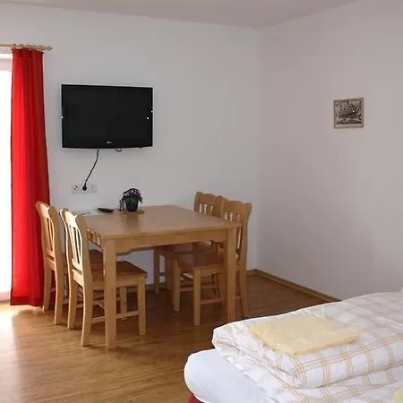 Konukevi Pension Ferdinand 3*