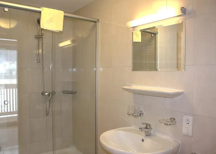 Pension Ferdinand ゲストハウス